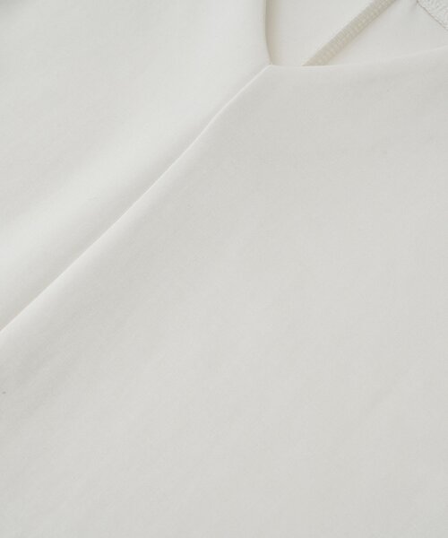 RIVE DROITE（リヴドロワ）の「【セットアップ着用可能/接触冷感】ドレーピーカットソー（Tシャツ/カットソー・レディース・オフホワイト/ブラウン/チャコールグレー・FREE）」の8枚目の写真