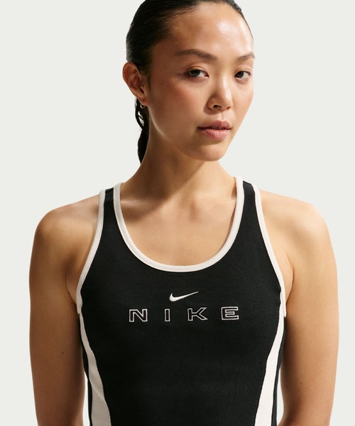 NIKE（ナイキ）の「NIKE AS WMNS NSW STREET GX TANK / ナイキ ウィメンズ NSW ストリート GX タンクトップ 【SP】（タンクトップ・レディース・ブラック/ベージュ・S/M/L）」の6枚目の写真