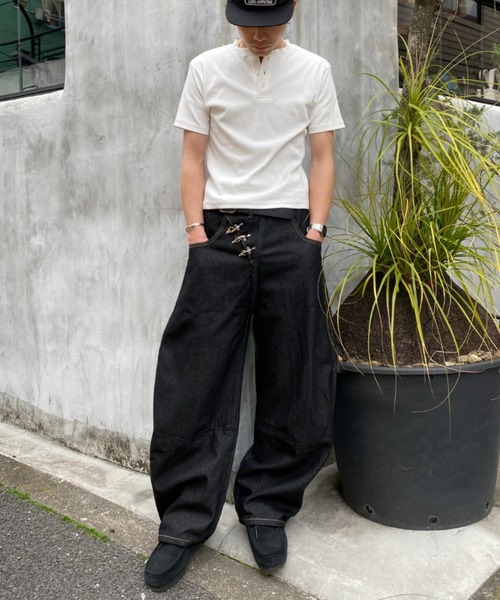 link lot(リンクロット)の「変形ファイヤーマンフックデザインワイドシルエットデニムパンツ(デニムパンツ・メンズ・ブラック・L/M)」の16枚目の写真