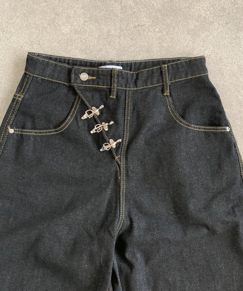 link lot(リンクロット)の「変形ファイヤーマンフックデザインワイドシルエットデニムパンツ(デニムパンツ・メンズ・ブラック・L/M)」の22枚目の写真