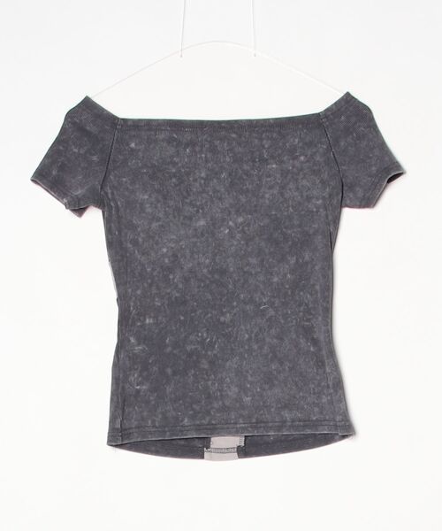 .KOM(ドットコム)の「A'GEM/9 × .kom 『.KOM/ドットケーオーエム』フロントクロスデザイン半袖トップス(Tシャツ/カットソー・レディース・グレー/ブラック/ライトグレー・FREE)」の11枚目の写真
