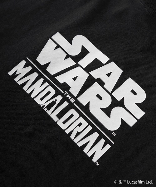 STAR WARS(スターウォーズ)の「【98】【STAR WARS/スターウォーズ】THE MANDALOIAN グラフィックプリント クルーネックTシャツ/バックプリント/ユニセックス/レディース/メンズ(Tシャツ/カットソー・メンズ・ブラック系/ブラック系1/ブラック系3/ホワイト系3/ブラック系2/ホワイト系/ホワイト系1/ホワイト系2・M/L)」の20枚目の写真