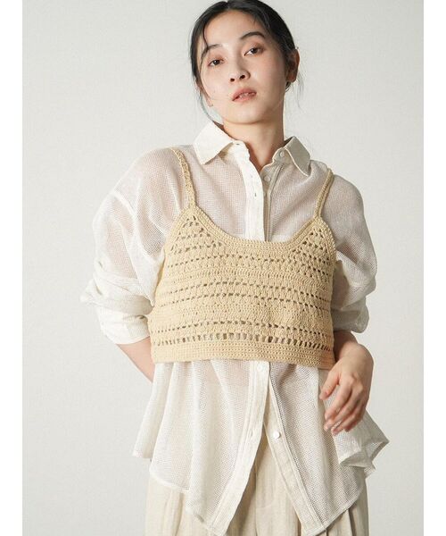 FIKA.(フィーカ)の「Crochet knit bustier(その他トップス・レディース・ベージュ/チャコール・MEDIUM)」の3枚目の写真