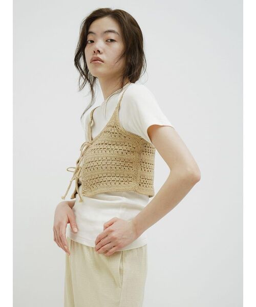 FIKA.(フィーカ)の「Crochet knit bustier(その他トップス・レディース・ベージュ/チャコール・MEDIUM)」の12枚目の写真