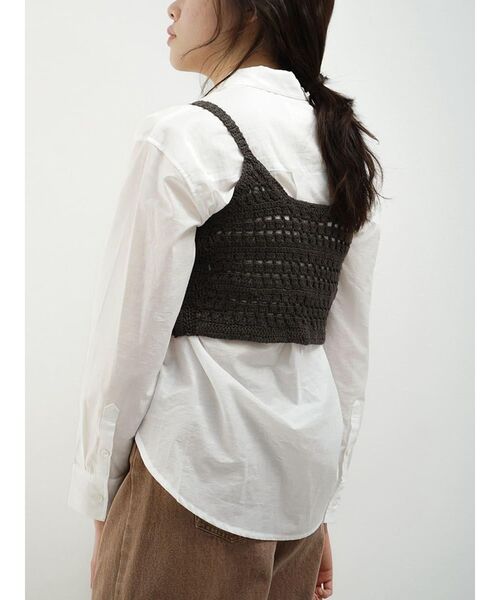 FIKA.(フィーカ)の「Crochet knit bustier(その他トップス・レディース・ベージュ/チャコール・MEDIUM)」の19枚目の写真
