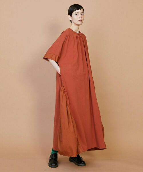 FRAPBOIS（フラボア）の「トリムワンピ（ワンピース・レディース・ブラック/レンガ・1）」の11枚目の写真