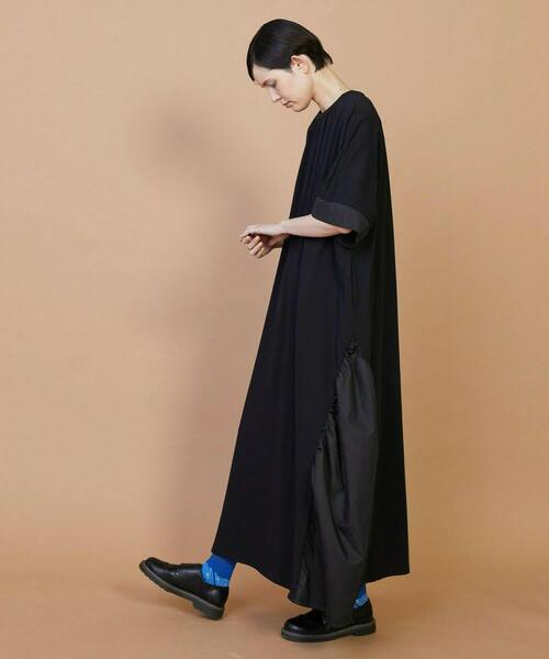 FRAPBOIS（フラボア）の「トリムワンピ（ワンピース・レディース・ブラック/レンガ・1）」の12枚目の写真