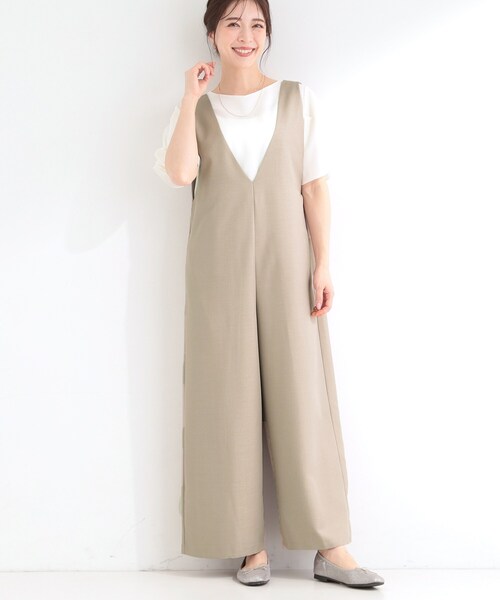 SHOO・LA・RUE(シューラルー)の「【洗濯後しわになりにくい/S-LL】ゆったりらくちんきれい見え シンプルだから使いやすい 大人のオールインワン(サロペット/オーバーオール・レディース・ベージュ/ブラック/グレー・01/02/03/04)」の3枚目の写真