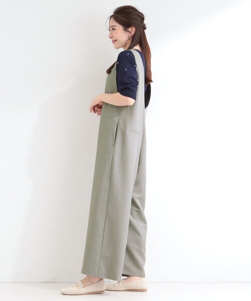 SHOO・LA・RUE(シューラルー)の「【洗濯後しわになりにくい/S-LL】ゆったりらくちんきれい見え シンプルだから使いやすい 大人のオールインワン(サロペット/オーバーオール・レディース・ベージュ/ブラック/グレー・01/02/03/04)」の6枚目の写真
