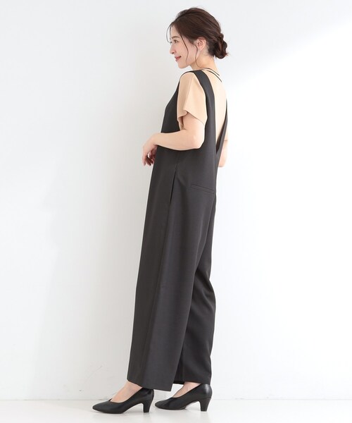 SHOO・LA・RUE(シューラルー)の「【洗濯後しわになりにくい/S-LL】ゆったりらくちんきれい見え シンプルだから使いやすい 大人のオールインワン(サロペット/オーバーオール・レディース・ベージュ/ブラック/グレー・01/02/03/04)」の9枚目の写真