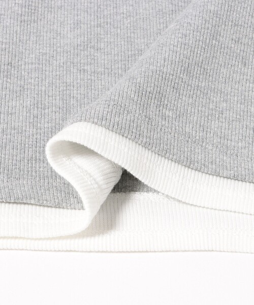 BEAMS HEART(ビームスハート)の「レイヤード風 ヘンリーネック タンクトップ(Tシャツ/カットソー・レディース・ダークブラウン/ライトグレー/ブラック・FREE)」の12枚目の写真