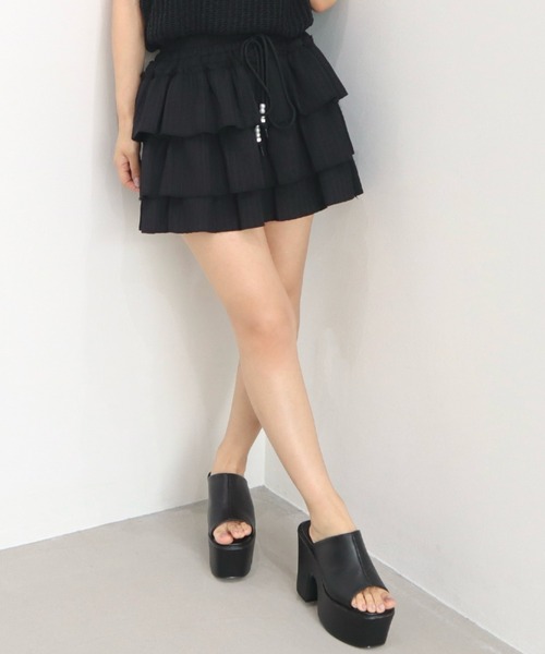 CECIL McBEE（セシルマクビー）の「プリーツ風フリルスカパン（スカート・レディース・アイボリー/ブラック/オフホワイト・MEDIUM）」の3枚目の写真