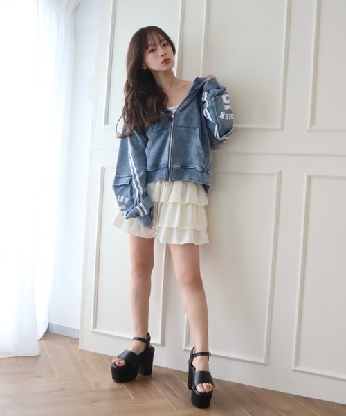 CECIL McBEE（セシルマクビー）の「プリーツ風フリルスカパン（スカート・レディース・アイボリー/ブラック/オフホワイト・MEDIUM）」の4枚目の写真