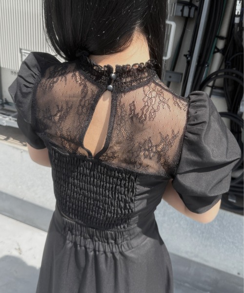 LVEU.(ラブユ.)の「【LVEU.】レース切替パフスリーブブラウス / トップス ブラウス 半袖 レース クロップド パフスリーブ シャーリング ブラック(シャツ/ブラウス・レディース・ブラック・FREE)」の6枚目の写真