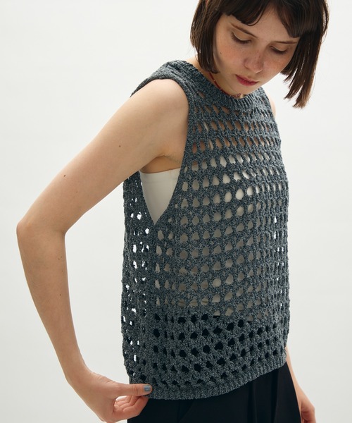 full/fill.(フルフィル)の「mesh slab knit vest / メッシュスラブニットベスト(ベスト・レディース・グレー/アイボリー・FREE)」の4枚目の写真