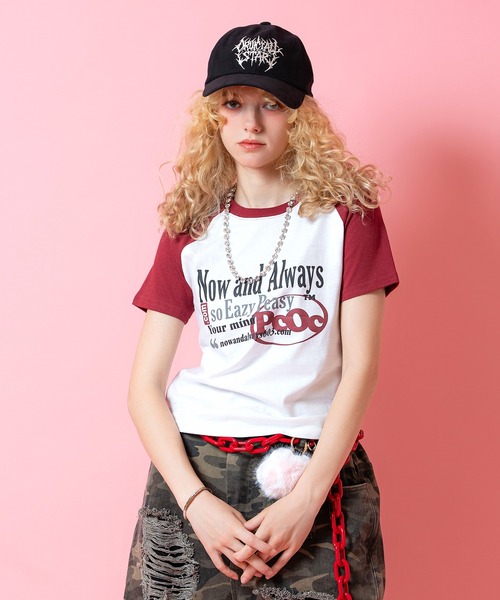 セール】a.p.o.v. クロップド丈ラグランY2KプリントTシャツ(レディース