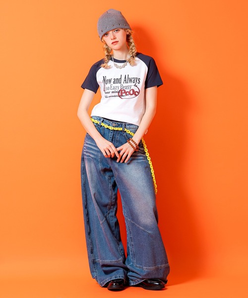 a.p.o.v.(エーピーオービー)の「a.p.o.v. クロップド丈ラグランY2KプリントTシャツ(レディース)(Tシャツ/カットソー・レディース・ブラック/ワイン/ネイビー・ONESIZE)」の9枚目の写真