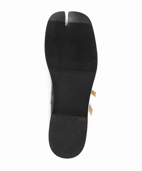 U by SPICK&SPAN(ユーバイスピックアンドスパン)の「PAES/ぺイズ Double Buckle Mule metal(その他シューズ・レディース・シルバー・23cm/24cm/23.5cm)」の9枚目の写真