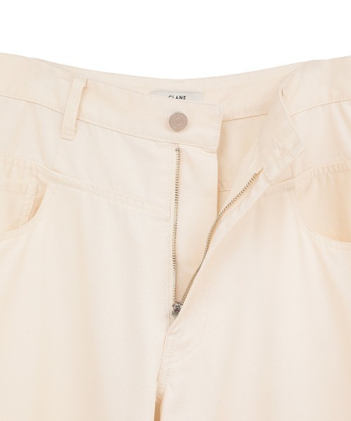 CLANE（クラネ）の「CLANE/クラネ/LOW WAIST BARREL PANTS（その他パンツ・レディース・アイボリー/ブラウン・1）」の3枚目の写真