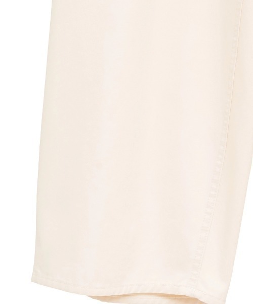 CLANE（クラネ）の「CLANE/クラネ/LOW WAIST BARREL PANTS（その他パンツ・レディース・アイボリー/ブラウン・1）」の4枚目の写真