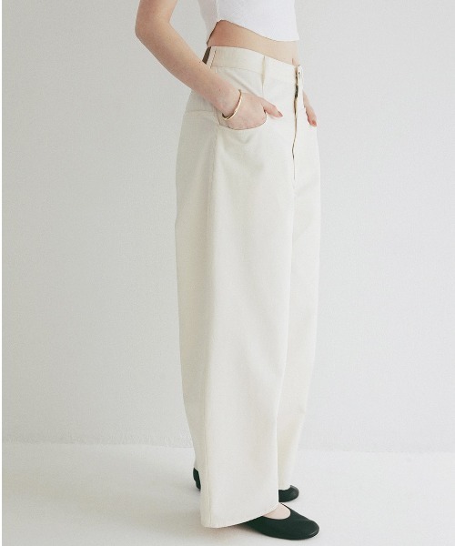CLANE（クラネ）の「CLANE/クラネ/LOW WAIST BARREL PANTS（その他パンツ・レディース・アイボリー/ブラウン・1）」の22枚目の写真