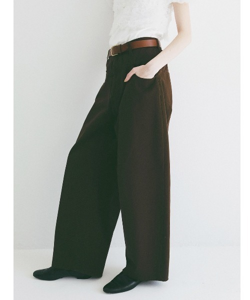 CLANE（クラネ）の「CLANE/クラネ/LOW WAIST BARREL PANTS（その他パンツ・レディース・アイボリー/ブラウン・1）」の8枚目の写真