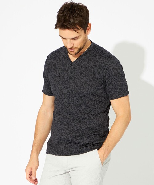 EPOCA UOMO(エポカウォモ)の「フラワージャカードワッシャーカットソー(Tシャツ/カットソー・メンズ・ライトグレー/チャコールグレー・46/48)」の2枚目の写真