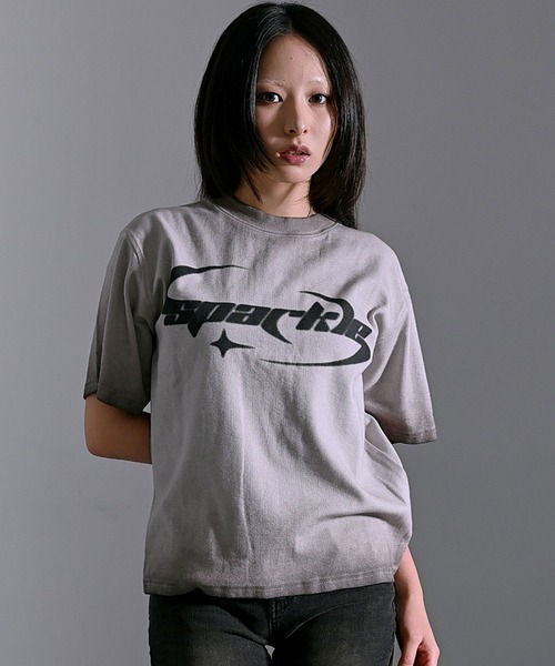 SILVER BULLET(シルバーバレット)の「『SILVER BULLET SELECT AP/シルバーバレットセレクト』スプレー加工テレコTEE【Z】(Tシャツ/カットソー・メンズ・チャコール/ピンク/ホワイト・L/M)」の2枚目の写真