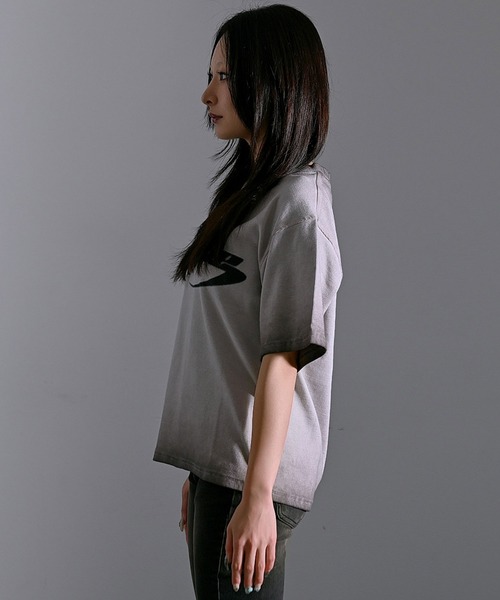 SILVER BULLET(シルバーバレット)の「『SILVER BULLET SELECT AP/シルバーバレットセレクト』スプレー加工テレコTEE【Z】(Tシャツ/カットソー・メンズ・チャコール/ピンク/ホワイト・L/M)」の7枚目の写真
