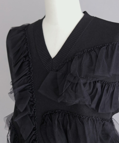 &g'aime（アンジェム）の「【&ｇ'aime 】チュールラッフルニットベスト　Tulle Ruffle Knit Vest（ベスト・レディース・アイボリー/ブラック/ブラウン・FREE）」の10枚目の写真