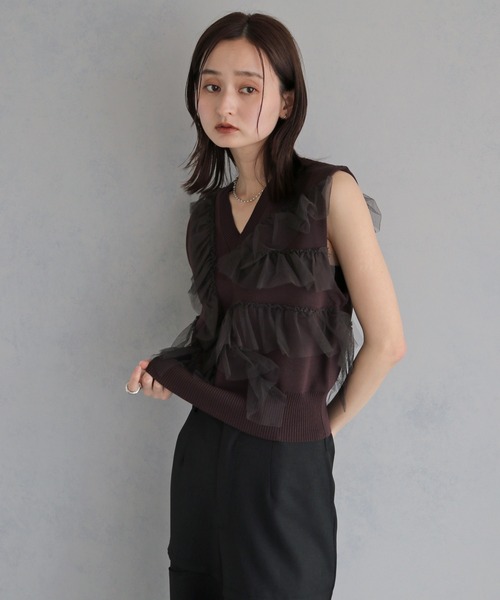 &g'aime（アンジェム）の「【&ｇ'aime 】チュールラッフルニットベスト　Tulle Ruffle Knit Vest（ベスト・レディース・アイボリー/ブラック/ブラウン・FREE）」の13枚目の写真