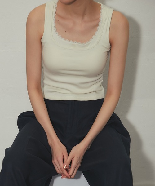 SMILE ORCHID(スマイルオーキッド)の「カットリブカップ付きレースレイヤードタンク(タンクトップ・レディース・ブラック/アイボリー/グレー/ブラウン・FREE)」の7枚目の写真