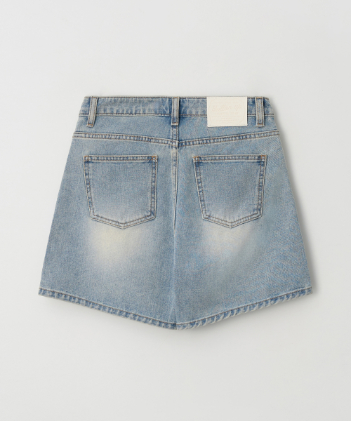 BUTTON UP(ボタンアップ)の「スタッド Aラインショートデニムパンツ(その他パンツ・レディース・その他・LARGE/MEDIUM/SMALL)」の3枚目の写真