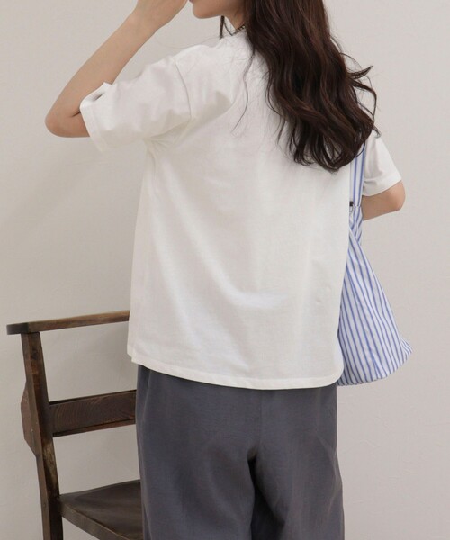 fredy emue(フレディエミュ)の「アウトラインロゴTシャツ(Tシャツ/カットソー・レディース・チャコールグレー/ネイビー/オフホワイト・38)」の11枚目の写真