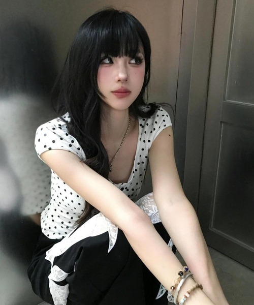 gossip!ロサンゼルス(ゴシップロサンゼルス)の「【Y2Kガーリー】 半袖 ドット柄 ヘンリーネック カットソー タイト(Tシャツ/カットソー・レディース・ドット・M)」の9枚目の写真