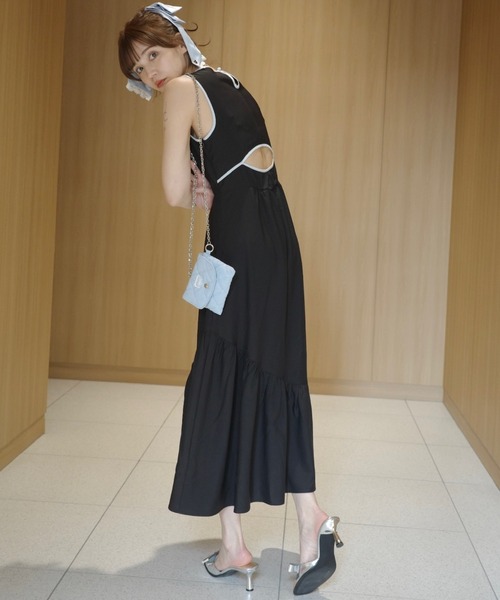 idem(イデム)の「back cut onepiece / バックデザインノースリーブワンピース(ワンピース・レディース・ブラウン/ブラック/アイボリー/ベージュ/ブラック系その他・FREE)」の22枚目の写真