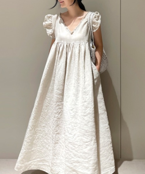 Aelina(エリナ)の「前後リバーシブルワンピース(ワンピース・レディース・ネイビー/ベージュ・FREE)」の12枚目の写真