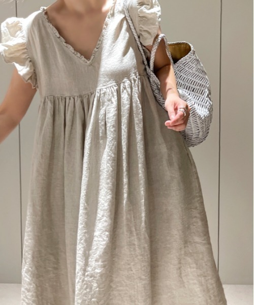 Aelina(エリナ)の「前後リバーシブルワンピース(ワンピース・レディース・ネイビー/ベージュ・FREE)」の5枚目の写真