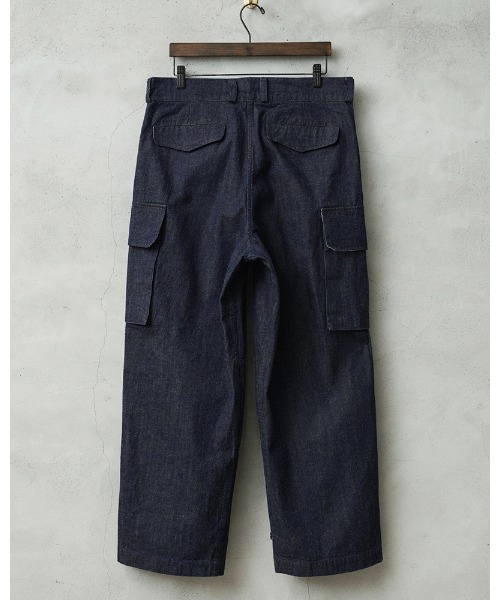WAIPER.inc（ワイパーインク）の「WAIPER.inc フランス軍 M-47 カーゴパンツ KURABO DENIM【WP1170】（デニムパンツ・メンズ・ネイビー×ホワイト/ネイビー系・25/24）」の3枚目の写真