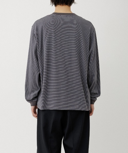 ADAM ET ROPE'(アダムエロペ)の「マルチボーダーロングTシャツ(Tシャツ/カットソー・メンズ・チャコールグレー/ブラック/オフホワイト・M/L)」の15枚目の写真