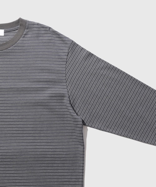 ADAM ET ROPE'(アダムエロペ)の「マルチボーダーロングTシャツ(Tシャツ/カットソー・メンズ・チャコールグレー/ブラック/オフホワイト・M/L)」の10枚目の写真