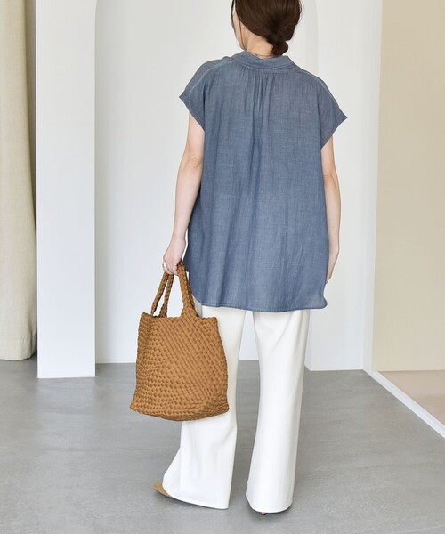 quaranciel（カランシエル）の「quaranciel:〈手洗い可能〉シアー デニム ボウタイ フレンチスリーブ ブラウス（シャツ/ブラウス・レディース・ブルー/ライトブルー・ONE SIZE）」の14枚目の写真