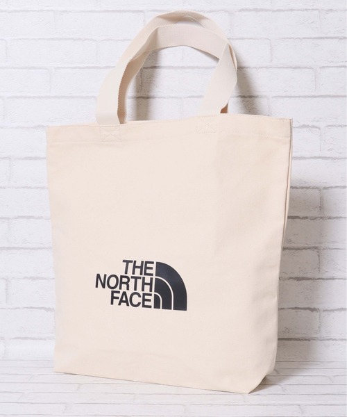 THE NORTH FACE(ザノースフェイス)の「【THE NORTH FACE/ザノースフェイス】LOGO COTTON BAG M ロゴ コットントートバッグ キャンバストート A4対応 ユニセックス(トートバッグ・レディース・ブラック/ダークオレンジ/ナチュラル/サックスブルー・ONE SIZE)」の6枚目の写真