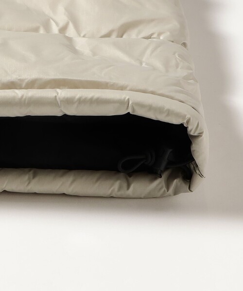 BEAMS(ビームス)の「THE NORTH FACE / ヌプシ ベスト(ベスト・メンズ・ブラック/ナチュラル・SMALL/X-LARGE/MEDIUM/LARGE)」の9枚目の写真