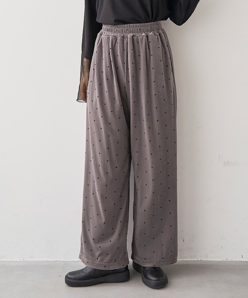 mil(ミル)の「ベロアパンツ【588218】(その他パンツ・レディース・グレー/ダークブラウン・M-Short/M-Regular/S-Short/S-Regular)」の1枚目の写真