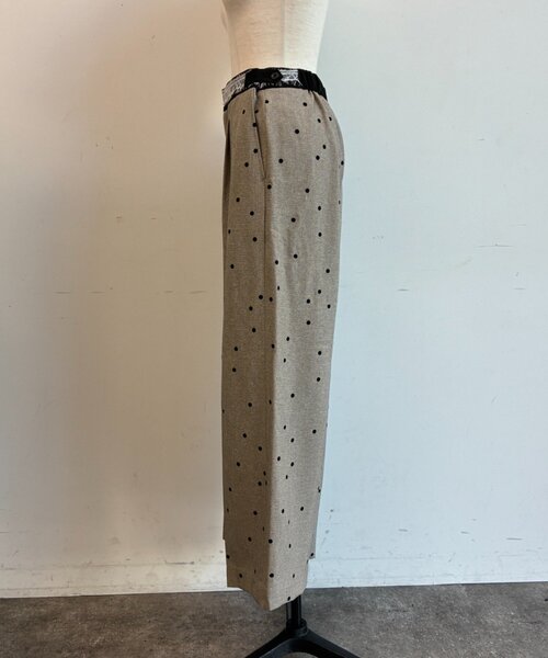 Jena espace merveilleux(ジェナ エスパスメルヴェイユ)の「フロッキードットパンツ(その他パンツ・レディース・ブラック/ベージュ・FREE)」の5枚目の写真