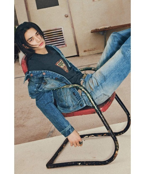 Guess(ゲス)の「【ヒョンジン 着用】 UNISEX S/Slv Tee Shirt Tシャツ 半袖 ロゴTシャツ(Tシャツ/カットソー・メンズ・グレー/ホワイト・MEDIUM/SMALL/X-SMALL/LARGE)」の14枚目の写真