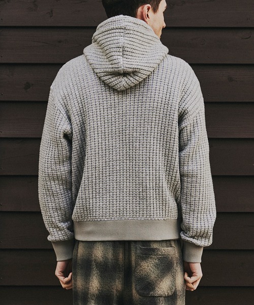 SEAGREEN(シーグリーン)の「SEAGREEN(シーグリーン) WOOL ONI WAFFLE HOODIE ウールオニワッフルフーディ(パーカー・メンズ・ブラウン/ライトグレー/モカ・4/2/3)」の4枚目の写真