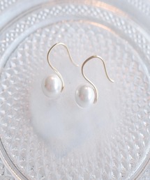 1粒ガラスパールピアス