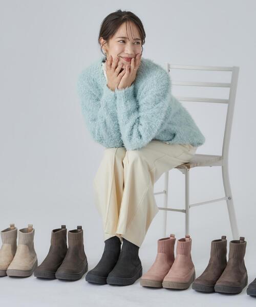 SHOO・LA・RUE(シューラルー)の「【撥水/低反発クッション】スニーカー感覚ではける はきぐちニットブーツ(ブーツ・レディース・オレンジ/ダークブラウン/ブラック系7/ブラック系/ダークブラウン系7/ナチュラル/チャコール/ブラック/ピンク系9・50/25/35/45)」の21枚目の写真
